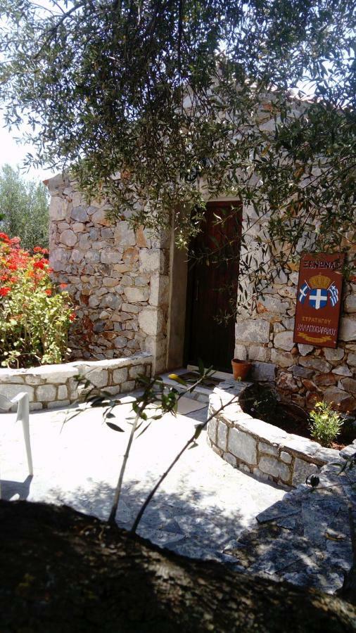 Pírgos DhiroúCharouda Stone Tower公寓 外观 照片